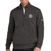 NKDX6718  Nike Club Fleece Sleeve Swoosh 1/2-Zip